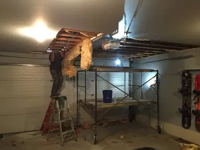 Home Repair Expert Photo