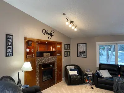 Home Repair Expert Photo