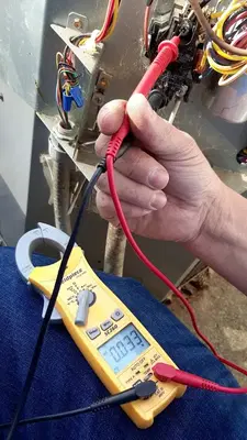 Home Repair Expert Photo