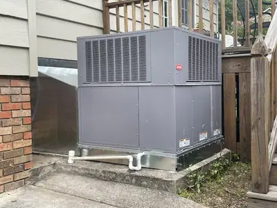 Home Repair Expert Photo