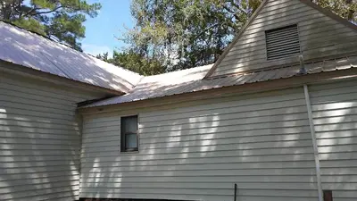 Home Repair Expert Photo