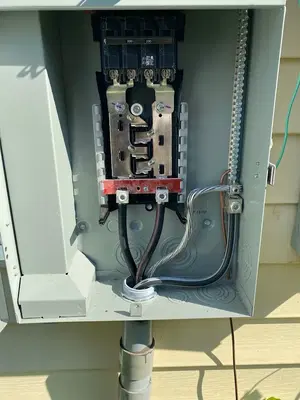 Home Repair Expert Photo