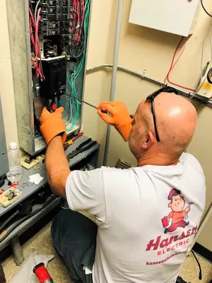 Home Repair Expert Photo