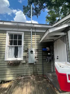 Home Repair Expert Photo