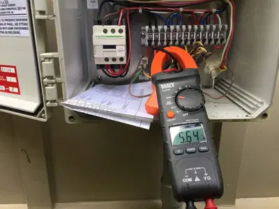 Home Repair Expert Photo