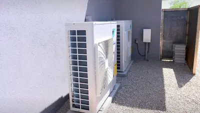 AC by J