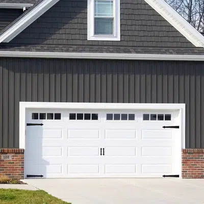 Aarons Garage Doors & Home Construction