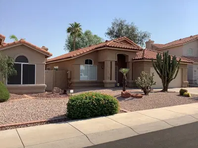 Nikola Roofing LLC