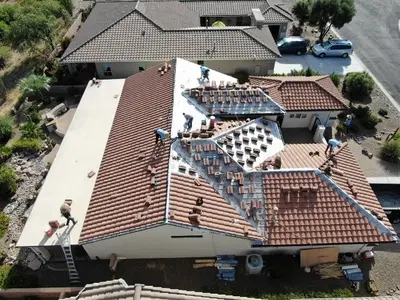 B&M Roofing