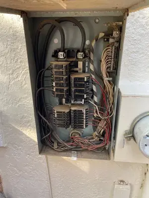 DM.ElectricSolutions LLC