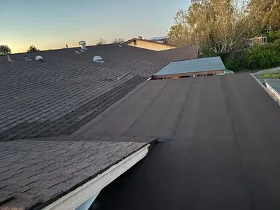 Dils Roofing & Solar