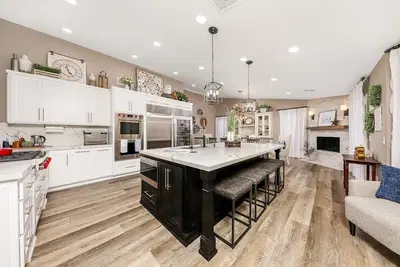 Advanced Custom Cabinets