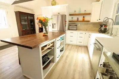 New Life Bath & Kitchen