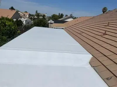 MARIA & OSCAR ROOFING COMPANY