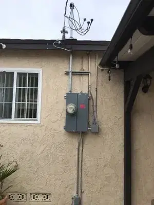 Daniel Gomez Electric