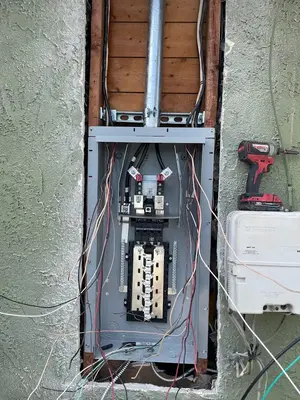 mc=e3 Electric