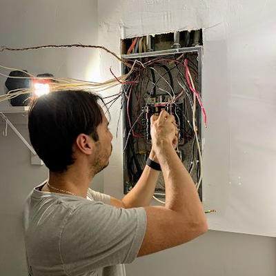 EU ELECTRICAL CONTRACTOR