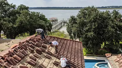 Roof Hunters