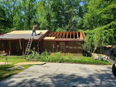 Hill's Roofing