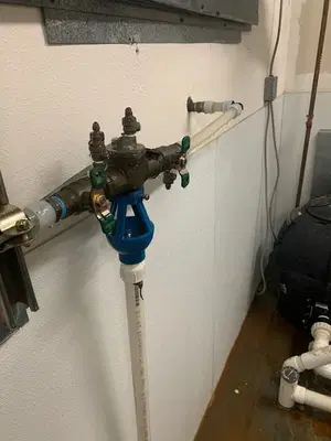 2 Thumbs Up Plumbers & Remodelers