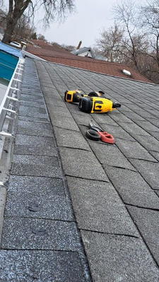 Edwin's Roofing and Gutters PLLC
