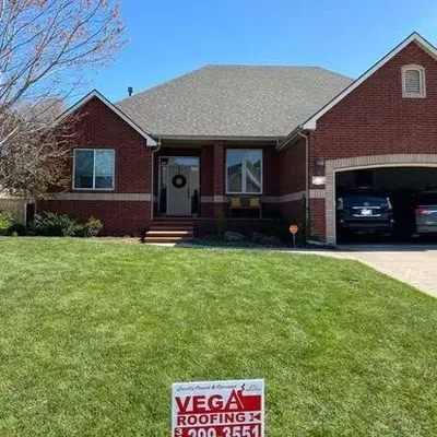 Vega Roofing LLC