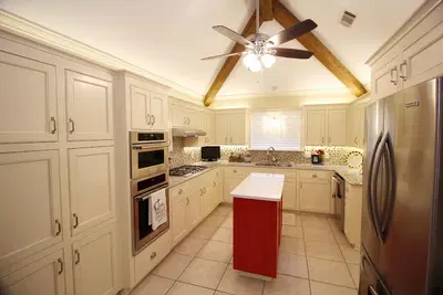 Showcase Homes and Remodeling