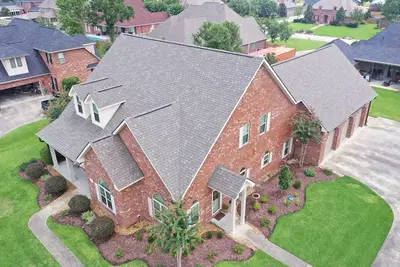 Top Team Roofing & Construction