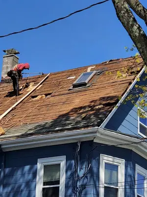 Recon Roofing And Gutters