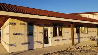 Giant Roofing, LLC