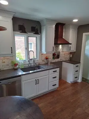 H Renovations and Remodeling