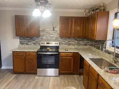 HandyMonkey ( Flooring, Tile Contractor, handyman )