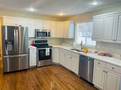 R-F CONSTRUCTION LLC