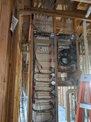 Lander Electric